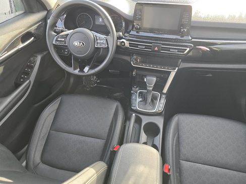 Used 2021 Kia Seltos EX image 33