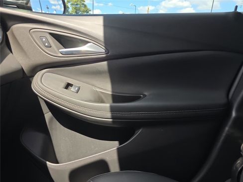 Used 2023 Buick Encore GX Select w/ Sport Touring Package image 16