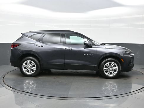 Used 2022 Chevrolet Blazer LT AWD/4WD image 10