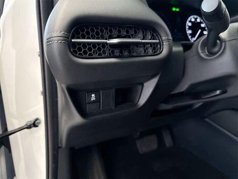 Certified 2024 Honda HR-V EX-L image 37