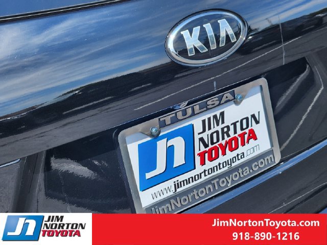 Used 2017 Kia Sorento EX w/ EX Premium Package FWD image 12