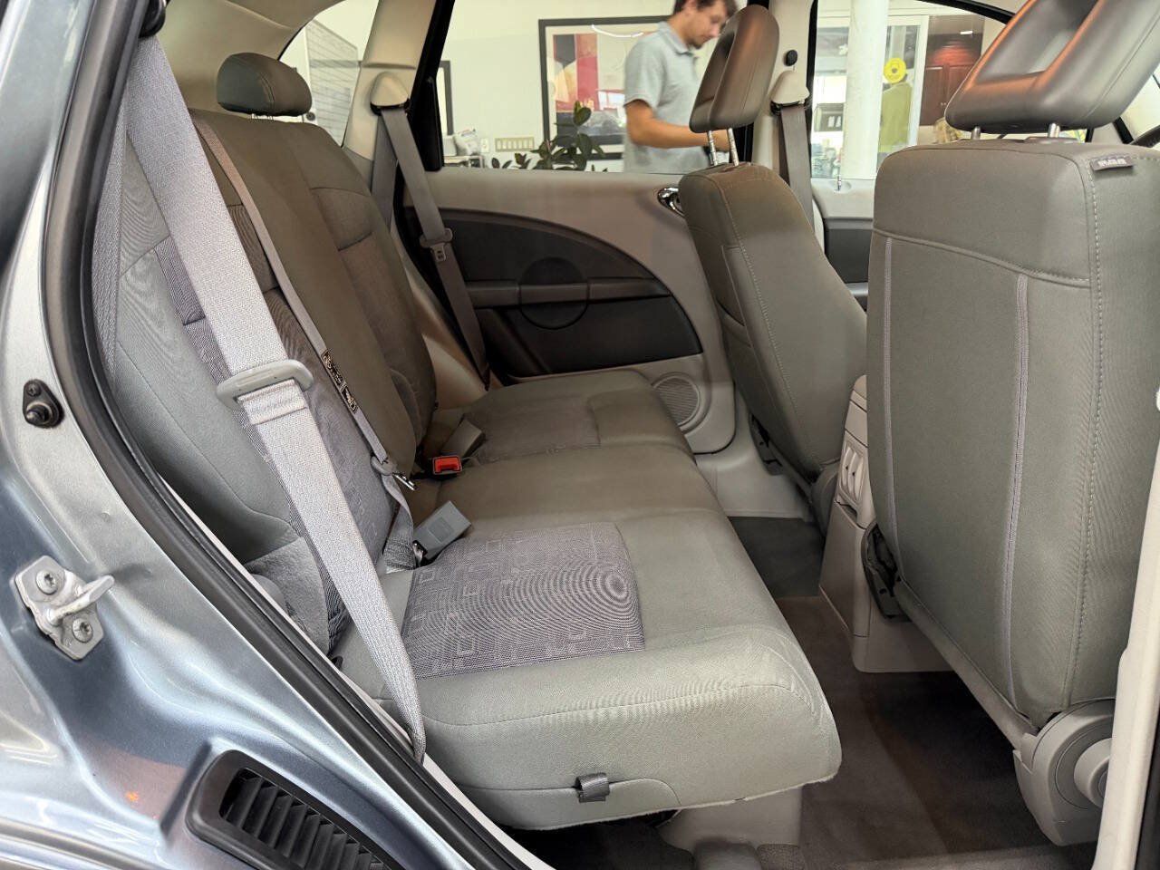 Used 2010 Chrysler PT Cruiser FWD image 15