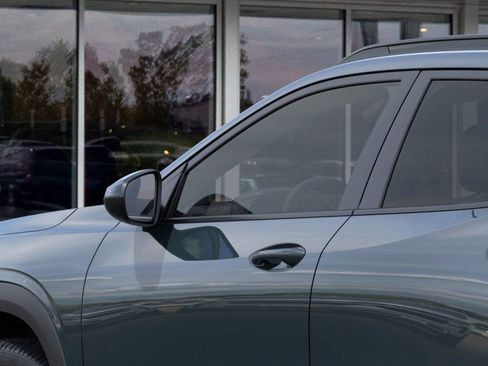 New 2026 Chevrolet Trax LT image 12