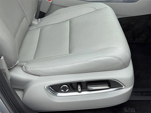 Used 2020 Acura MDX FWD image 46