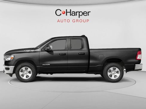Used 2022 RAM 1500 Big Horn AWD/4WD image 3