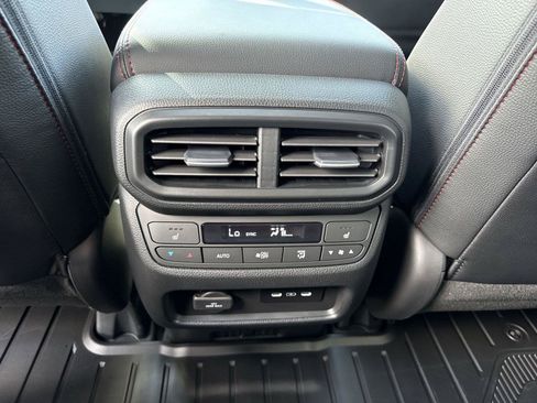 Used 2026 Honda Ridgeline Black Edition image 22