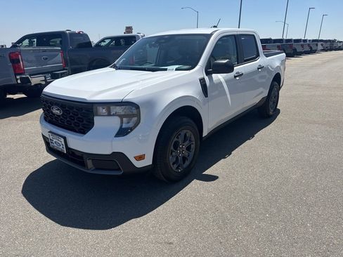 Used 2026 Ford Maverick XLT FWD image 3