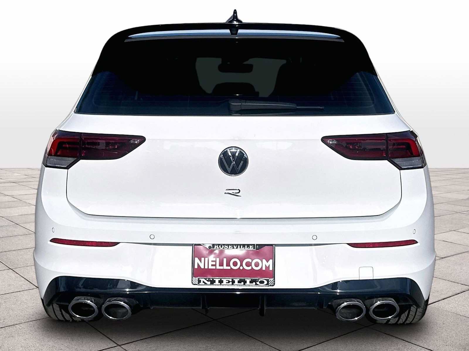 Used 2025 Volkswagen Golf AWD/4WD image 7