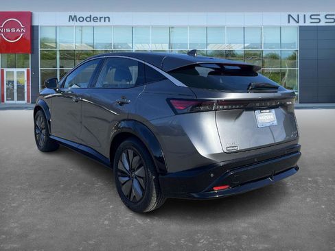 Certified 2023 Nissan Ariya FWD image 7