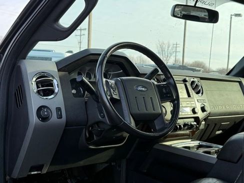 Used 2011 Ford F350 Lariat w/ Chrome Pkg image 12