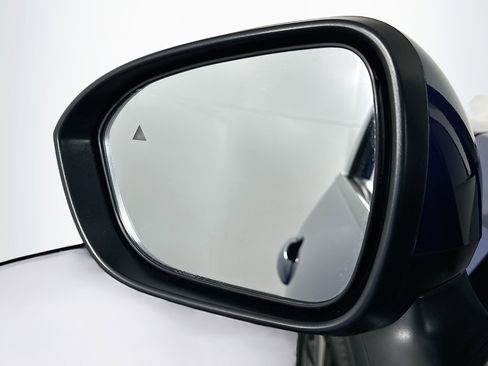 Used 2023 Nissan Rogue SL w/ SL Premium Package image 16