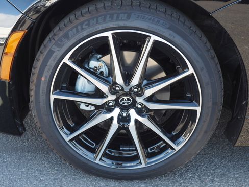 New 2025 Toyota GR86 w/ ALL Weather Mat Package (TMS) image 7