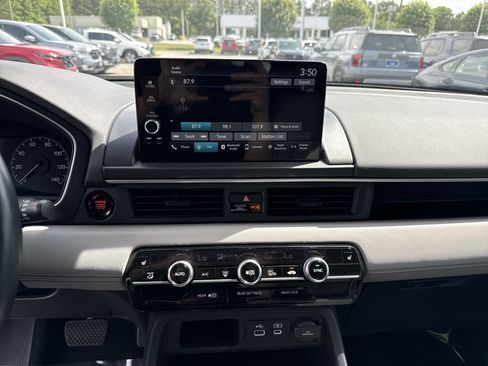 Certified 2025 Honda Pilot EX-L image 25