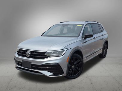 Used 2022 Volkswagen Tiguan SE R-Line