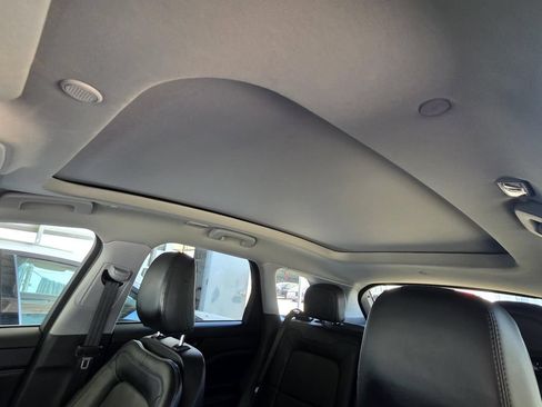 Used 2022 Lincoln Corsair FWD w/ Premium Package image 8