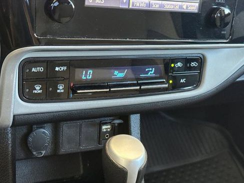 Certified 2019 Toyota Corolla LE FWD image 20