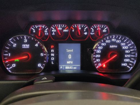 Used 2018 Chevrolet Silverado 1500 W/T w/ Trailering Package image 23