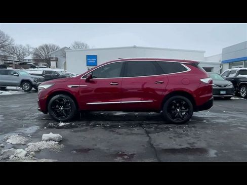 Certified 2023 Buick Enclave Essence w/ Sport Touring Edition image 5