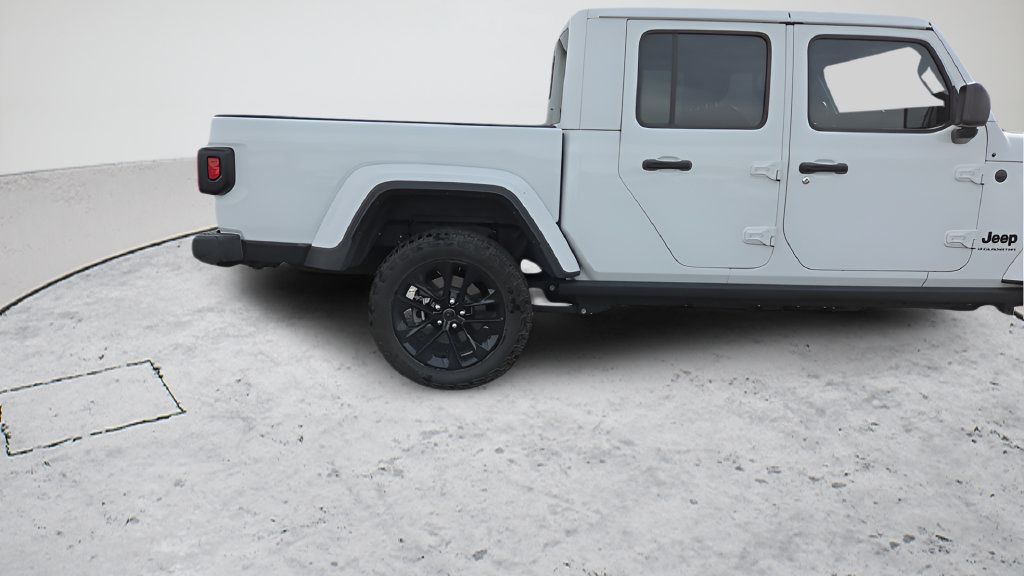 Used 2025 Jeep Gladiator Sport AWD/4WD image 39