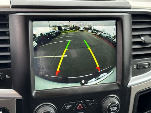 Used 2019 RAM 1500 Classic SLT w/ Luxury Group image 24