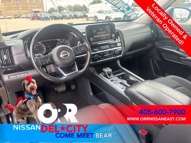 Used 2024 Nissan Pathfinder SV FWD image 12