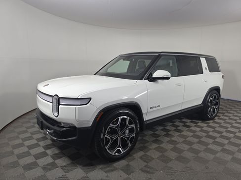 Used 2024 Rivian R1S Adventure AWD/4WD image 1