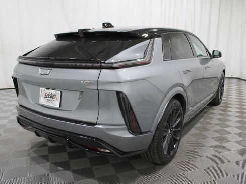 New 2026 Cadillac Lyriq V image 35