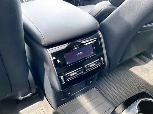 Used 2025 Lincoln Aviator Reserve w/ Equipment Group 201A AWD/4WD image 10