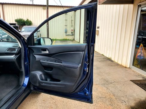 Used 2015 Honda CR-V LX image 28