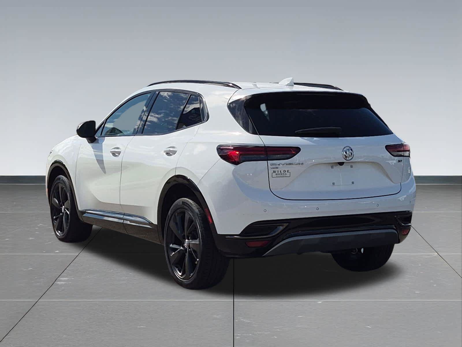 Used 2023 Buick Envision Preferred w/ Sport Touring Package AWD/4WD image 4