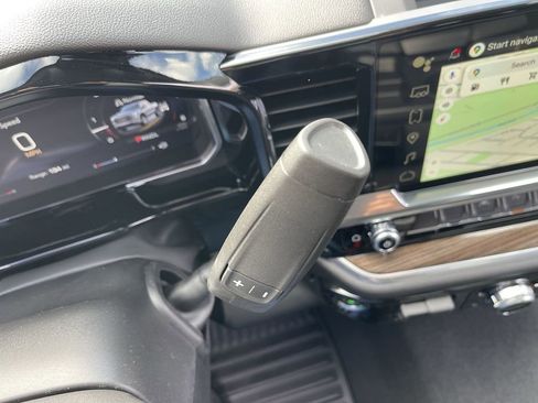 New 2026 GMC Sierra 1500 Elevation AWD/4WD image 16