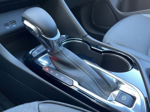 Used 2025 Buick Encore GX Preferred image 41