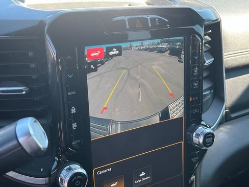 Used 2022 RAM 2500 Laramie image 34