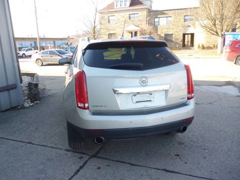 Used 2015 Cadillac SRX Luxury w/ Driver Awareness Package image 5