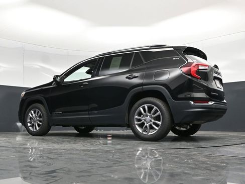 Used 2024 GMC Terrain SLT AWD/4WD image 62