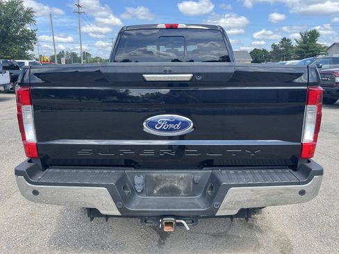 Used 2018 Ford F250 XLT w/ XLT Premium Package AWD/4WD image 7