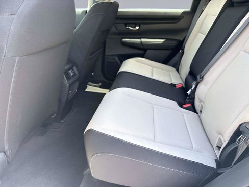 Used 2024 Honda CR-V EX image 13