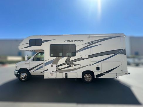 Used 2022 Ford E-350 and Econoline 350 Super Duty w/ Motorhome Prep Package image 6