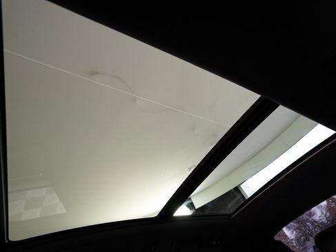 Used 2024 Porsche Macan S image 26