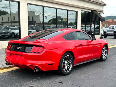 Used 2016 Ford Mustang GT image 3