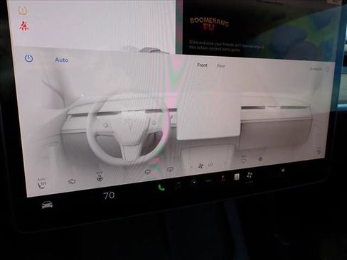 Used 2022 Tesla Model Y Long Range image 23