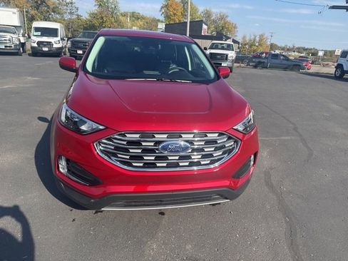 Used 2022 Ford Edge SEL w/ Convenience Package image 2