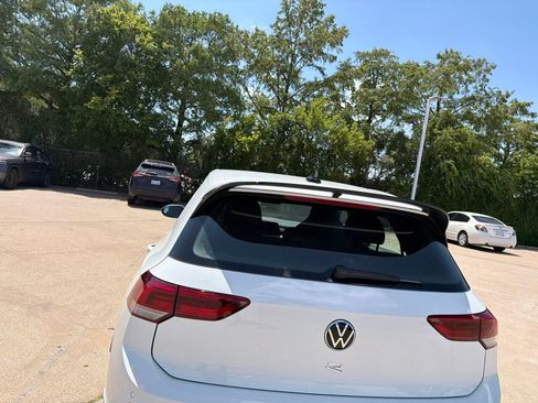 Used 2024 Volkswagen Golf R AWD/4WD image 6