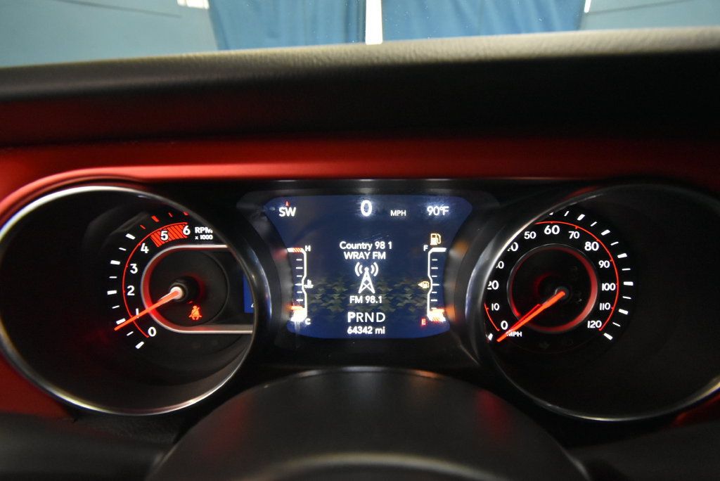 Used 2021 Jeep Gladiator Rubicon AWD/4WD image 7