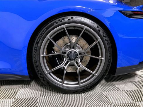 Used 2026 Porsche 911 GT3 RWD image 25