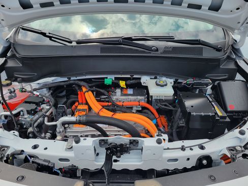 New 2027 Chevrolet Bolt LT FWD image 11