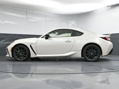 Certified 2024 Toyota GR86 Premium image 29