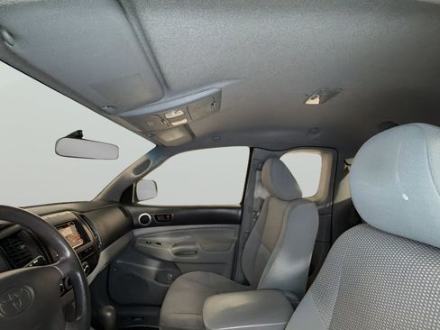 Used 2011 Toyota Tacoma 2WD Access Cab image 32