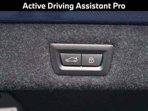 Used 2023 BMW 530i xDrive w/ M Sport Package AWD/4WD image 19
