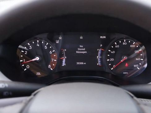 Used 2025 Jeep Compass Limited AWD/4WD image 13